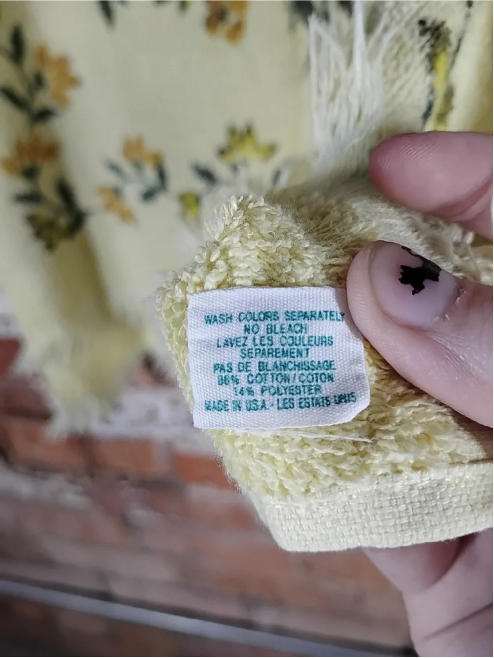 Vintage Dundee All Cotton Yellow Gold Bath Towel Fringe Flower